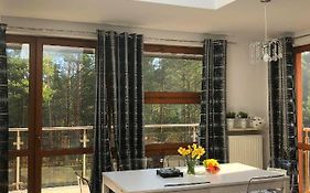 Apartament z prywatnym tarasem na dachu Ogień 8 Jurata